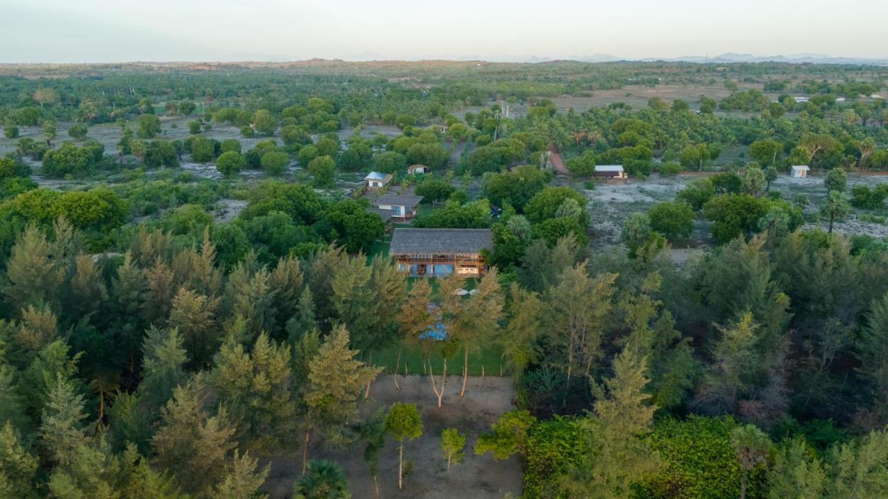 Niketh Villa Komari Arugambay Exterior photo