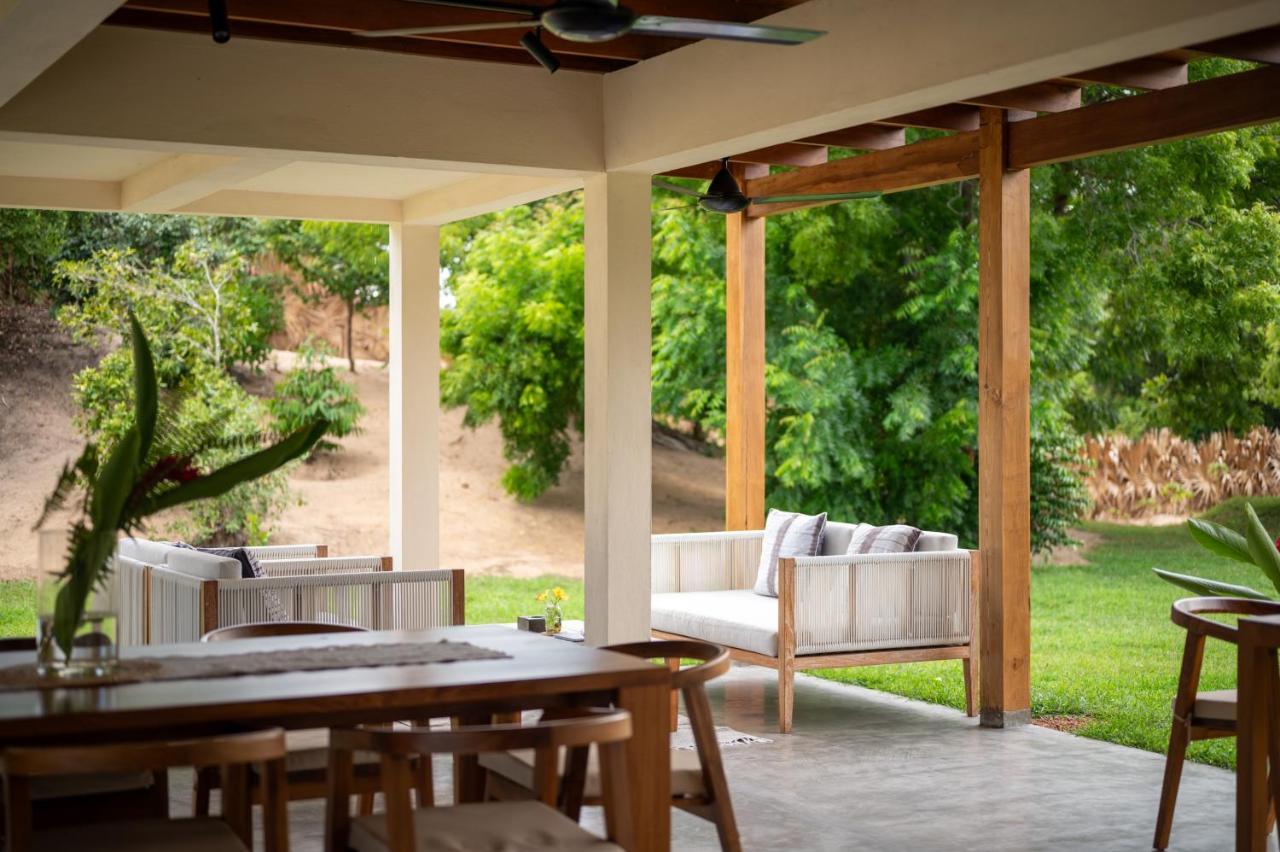 Niketh Villa Komari Arugambay Exterior photo