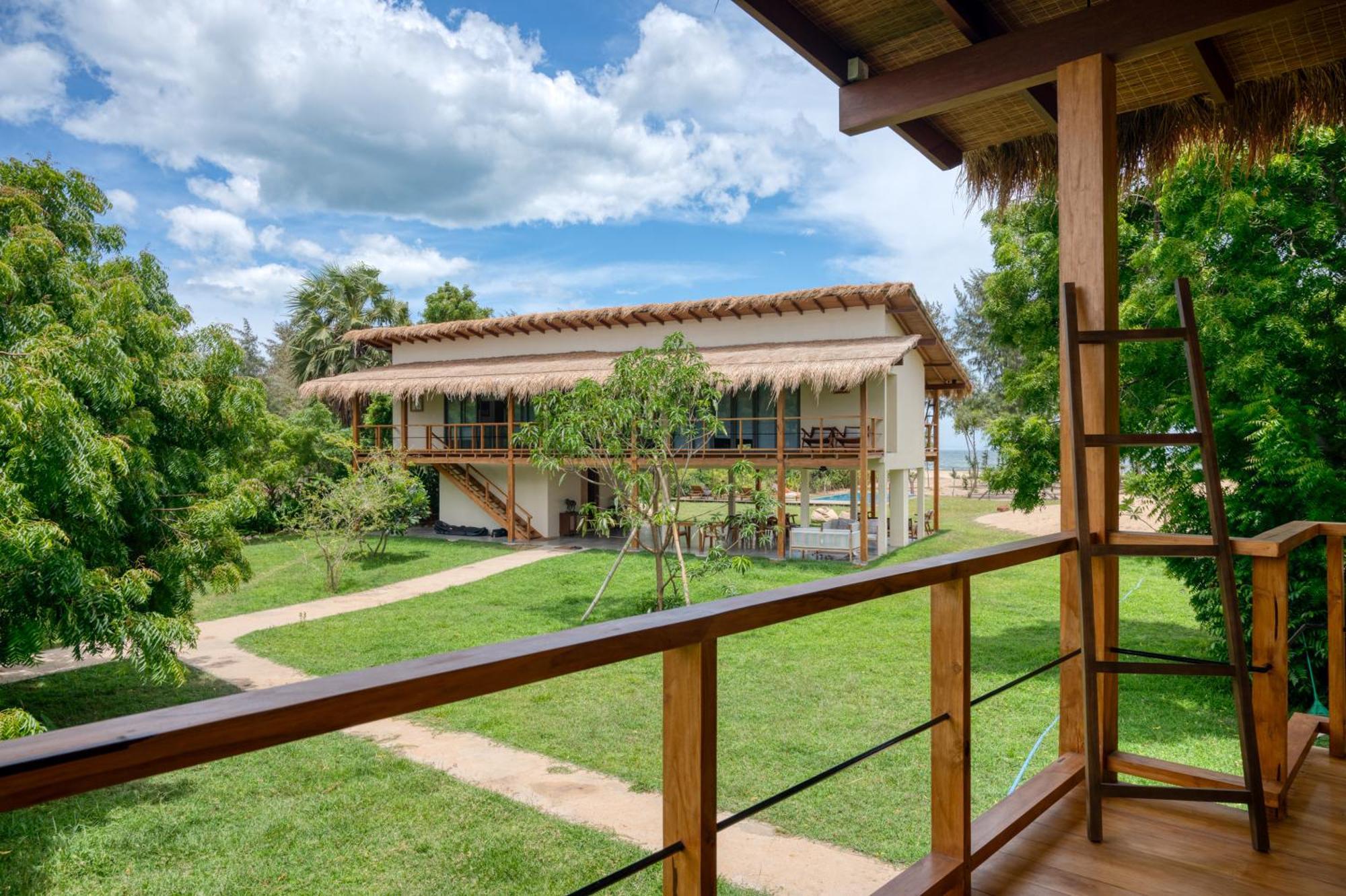 Niketh Villa Komari Arugambay Exterior photo
