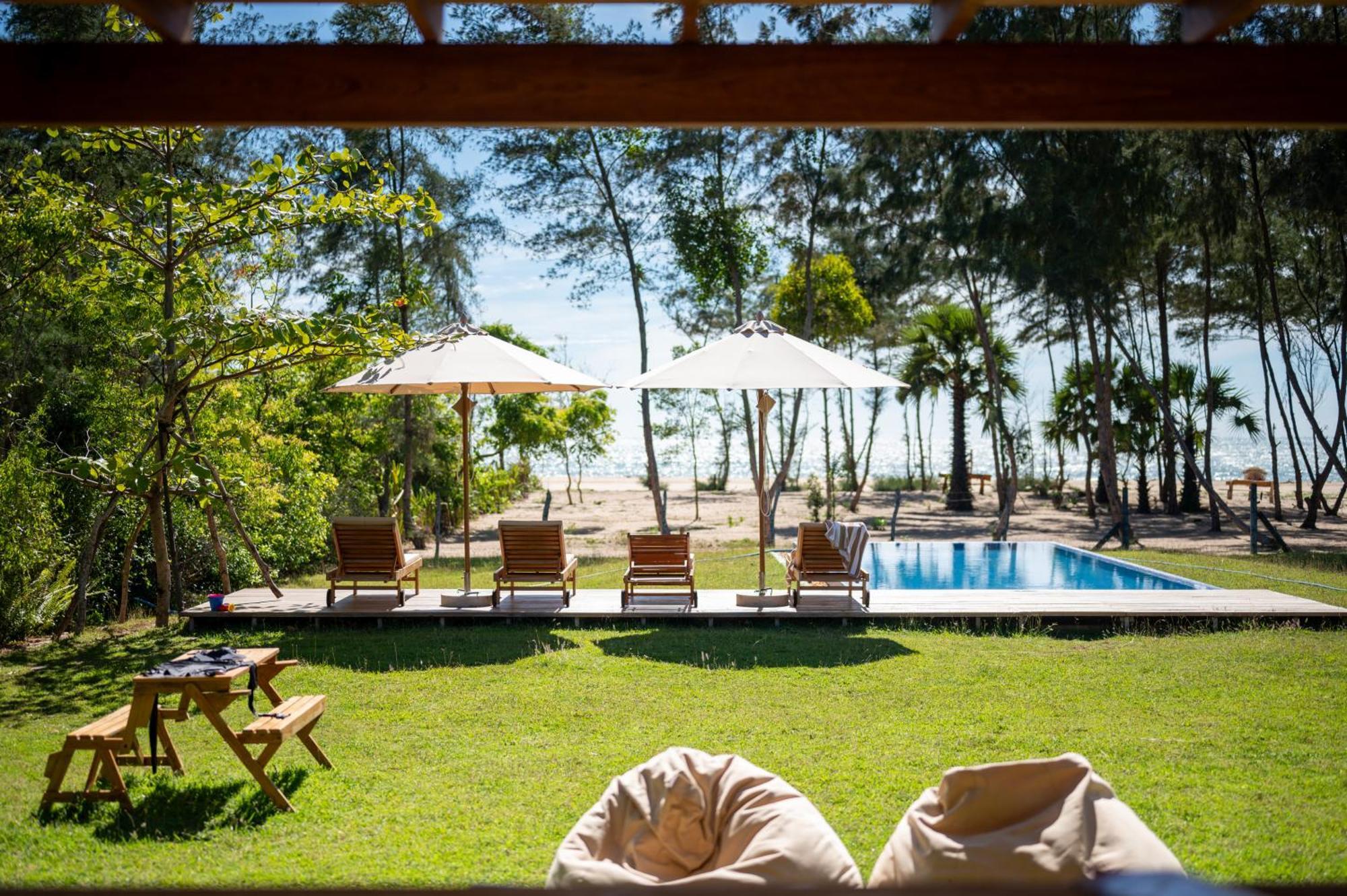Niketh Villa Komari Arugambay Exterior photo